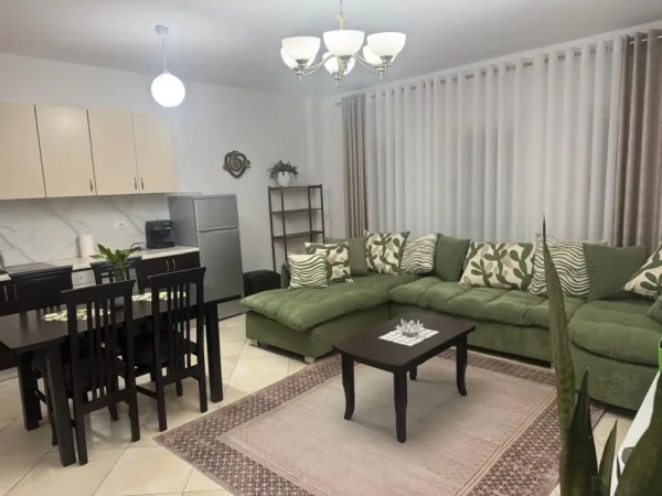 Tirane, jepet me qera apartament 2+1+Ballkon Kati 3, 100 m² 650 € (Don Bosko)
