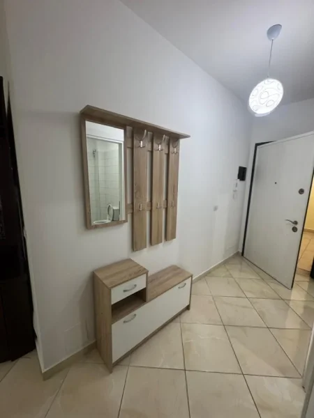 Tirane, jepet me qera apartament 2+1+Ballkon Kati 3, 100 m² 650 € (Don Bosko)