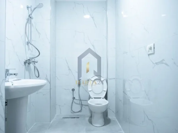 Tirane, jap me qera 2+1 Kati 6, 95 m² 900 € (Sheshi Willson)