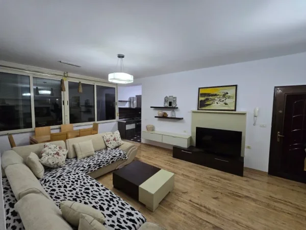 Tirane, shitet apartament 1+1 , 72 m² 98.000 € (Astir)