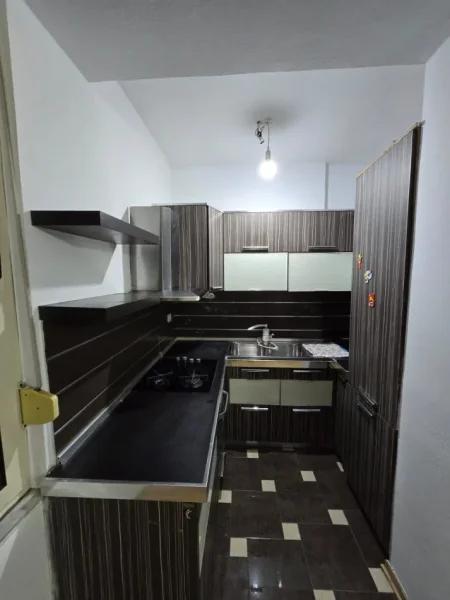 Tirane, shitet apartament 1+1 , 72 m² 98.000 € (Astir)