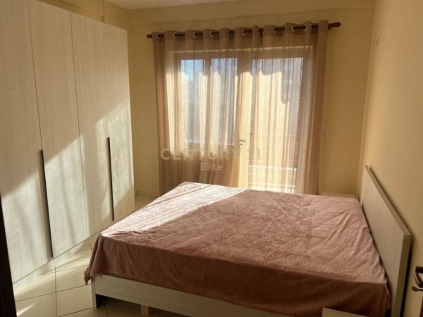 Tirane, jepet me qera apartament 2+1 Kati 8, 105 m² 450 € (Astir)