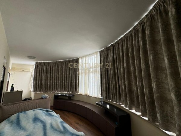 Tirane, jepet me qera apartament 2+1 Kati 11, 90 m² 800 € (Qender Sheshi Skenderbej)