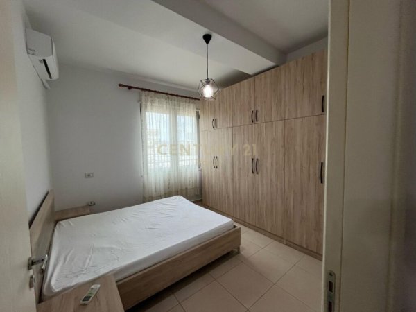Tirane, jepet me qera apartament 1+1 Kati 8, 70 m² 550 € (Rruga Siri Kodra)