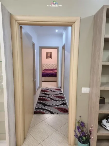 Tirane, jepet me qera apartament 2+1 Kati 7, 106 m² 470 € (astir)