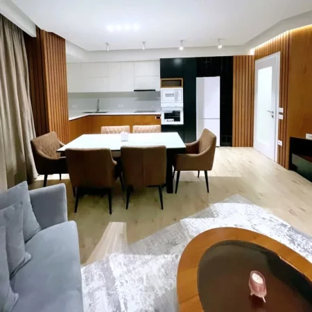 Tirane, shitet apartament 2+1 , 96 m² 145.000 € (ASTIR)