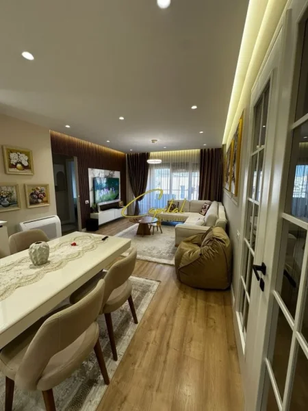 Tirane, shitet apartament 2+1 Kati 7, 96 m² 253.000 € (XHANFIZE KEKO)