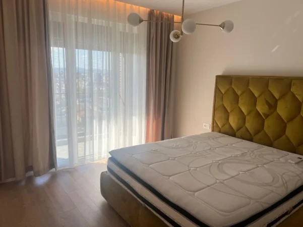 Tirane, jepet me qera 2+1+Ballkon Kati 7, 108 m² 600 € (Rruga Nikolla Zoraqi)