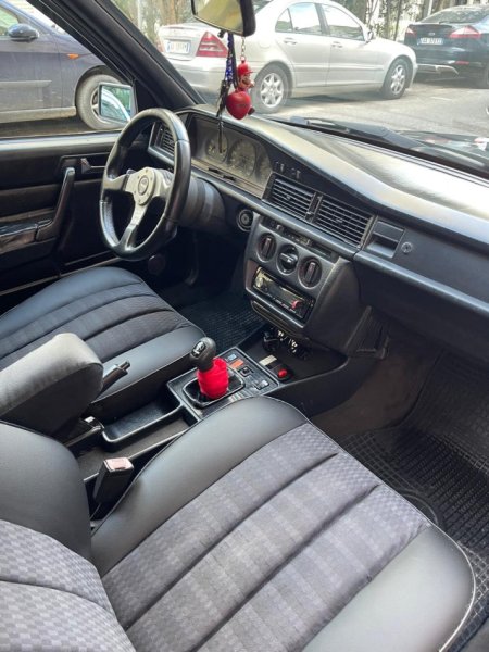 Tirane, shitet makine Benz Nafte, gri e erret manuale Kondicioner 3.499 €