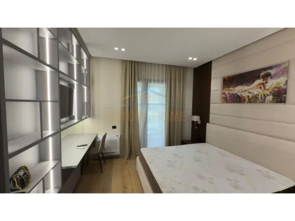Tirane, jepet me qera apartament 1+1 Kati 8, 76 m² 850 € (Rruga e Kavajes)