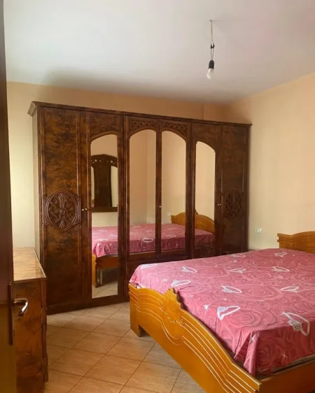 Tirane, jepet me qera apartament Kati 3, 90 m² 350 € (Kompleksi Malajzian)