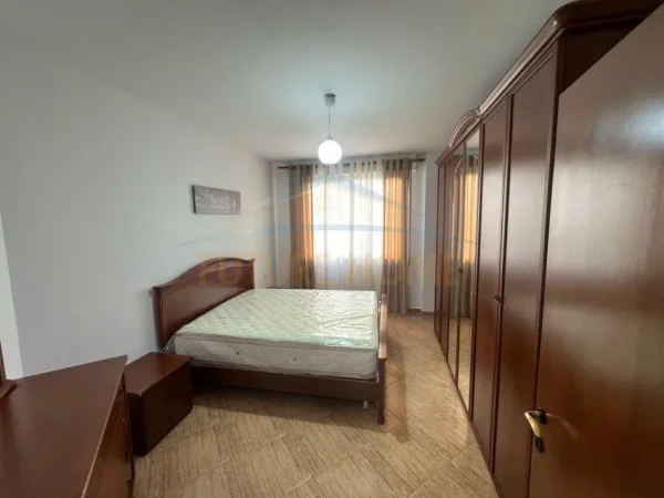 APARTAMENT 2+1 ME QERA, KOMUNA E PARISIT
