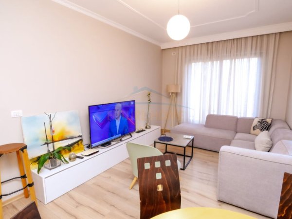331255_Apartamenti_Liqeni_-_Studio_7_Albania-4.jpg