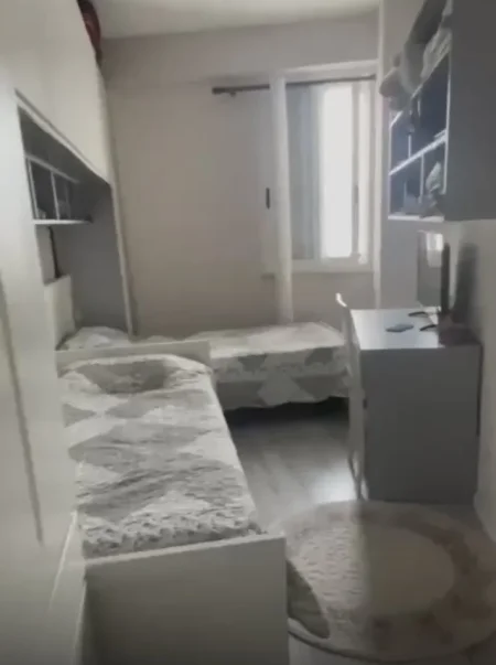 Tirane, shitet apartament 2+1 Kati 5, 84 m² (Rruga Sokrat Miho prane Vila L Astir)