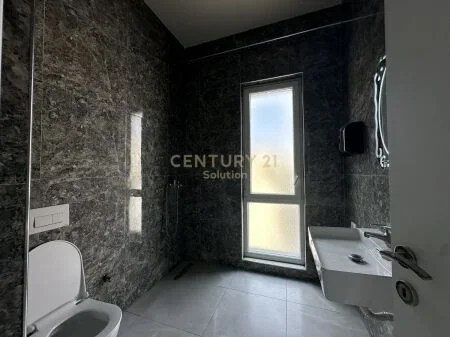 Tirane, shitet apartament 2+1+Ballkon Kati 6, 110 m² 285.000 € (rruga sali butka)