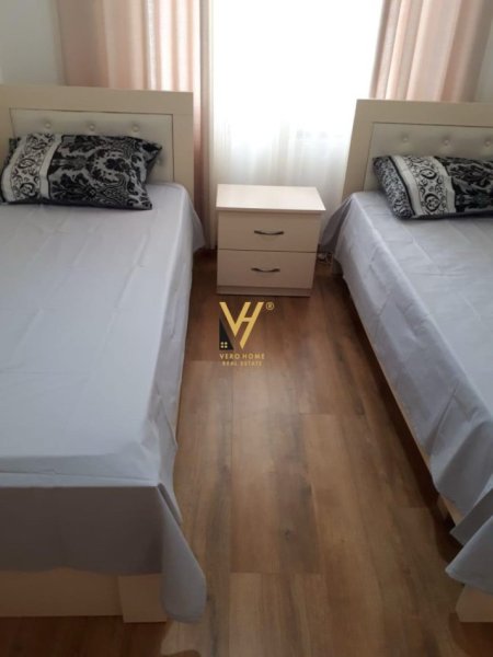 Durres, jepet me qera Vile 2+1+Ballkon Kati 0, 140 m² 1.500 € (MALI I ROBIT)