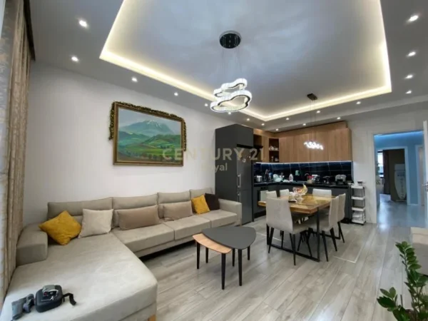 Tirane, shitet apartament Kati 2, 102 m² 185.000 € 