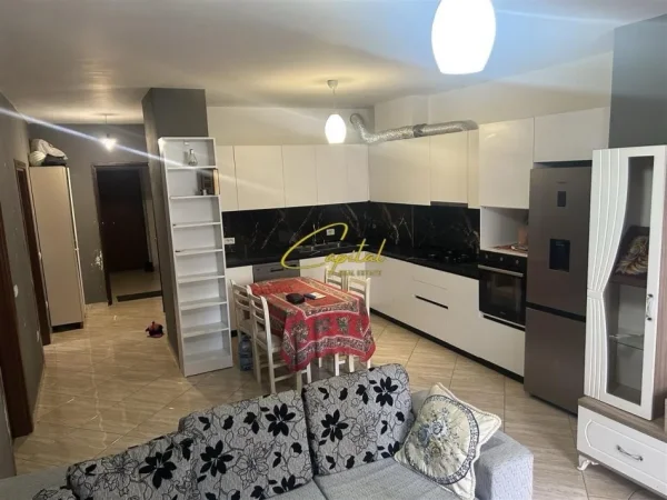 Tirane, jepet me qera apartament 2+1 Kati 2, 110 m² 600 € (ASTIR)