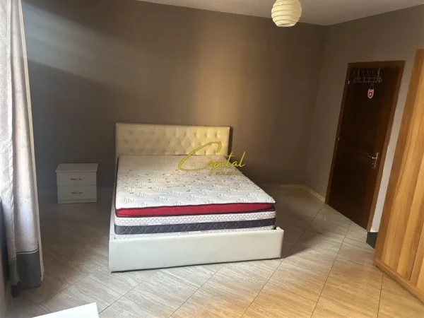 Tirane, jepet me qera apartament 2+1 Kati 2, 110 m² 600 € (ASTIR)