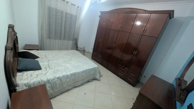Tirane, jepet me qera apartament 2+1+Ballkon Kati 4, 450 m² 450 € (Don Bosko prane Xhamise)