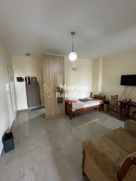 Tirane, jepet me qera apartament 1+1 Kati 5, 55 m² 500 € (Ferit Xhajko)