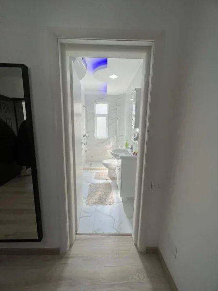 Gjirokaster, shes apartament 1+1+Ballkon Kati 4, 70 m² 55.000 € (gjirokaster)