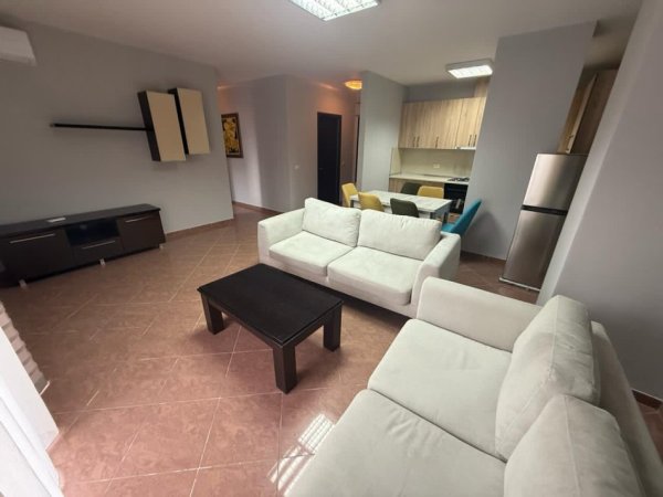 Tirane, shitet apartament 2+1+Aneks+Ballkon Kati 6, 121 m² 244.000 € (shkolla e kuqe)