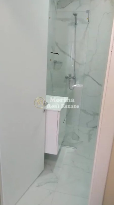 Tirane, jepet me qera apartament 1+1 Kati 5, 70 m² 500 € (Liqeni Thate)