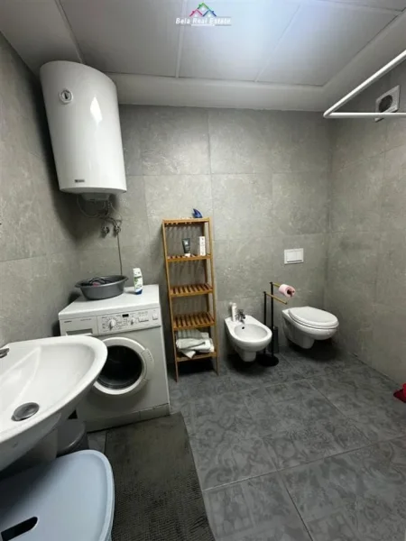 Tirane, jepet me qera apartament 2+1 Kati 6, 96 m² 700 € (don bosko)