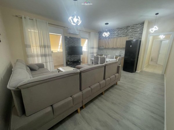 Tirane, jepet me qera apartament 2+1 Kati 2, 120 m² 500 € (5 maji)