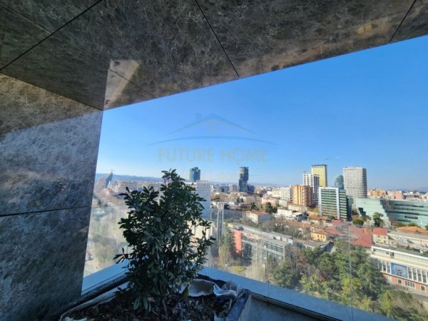 Tirane, jepet me qera ambjent biznesi Kati 14, 356 m² 13.800 € (Rruga e Elbasanit)