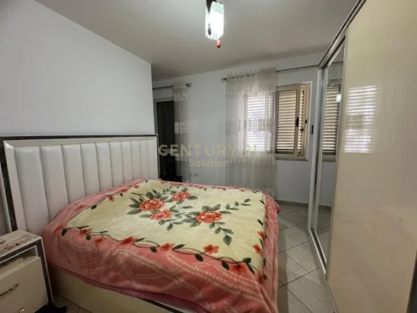 Tirane, jap me qera 2+1 Kati 4, 97 m² 430 € (rruga 3 deshmoret)