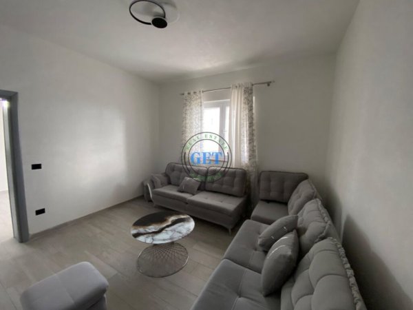 shitet shtepi Kati 2, 500 m² 230.000 € (Shkozet)
