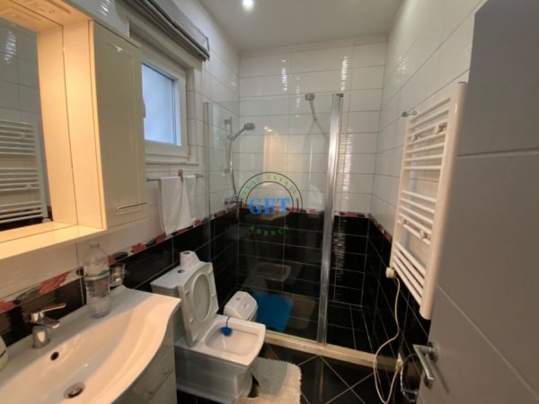 Durres, shitet shtepi Kati 0, 295 m² 220.000 € (UKD)