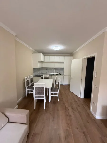 Durres, shitet apartament 1+1+Ballkon Kati 2, 74 m² 73.000 € 