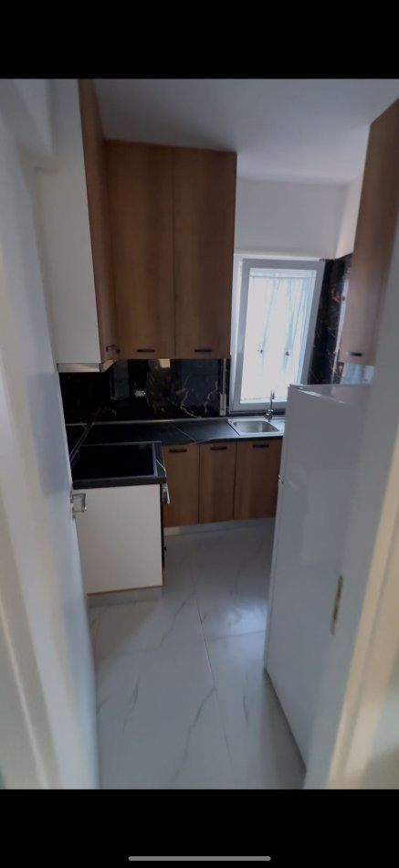 Tirane, jepet me qera apartament 1+1+Ballkon Kati 2, 70 m², 470 euro (5 Maji)