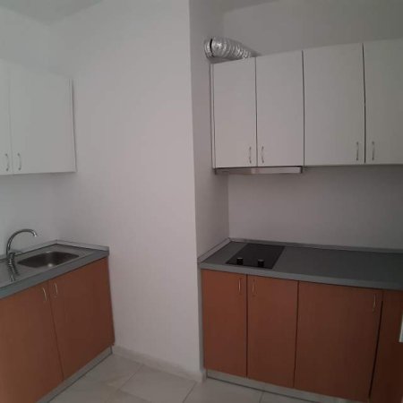 Tirane, jepen me qira ditore /afatshkurter apartamente  25 Euro/nata (Pas Casa Italias)