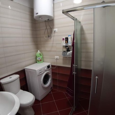 Tirane, jepen me qira ditore /afatshkurter apartamente  25 Euro/nata (Pas Casa Italias)