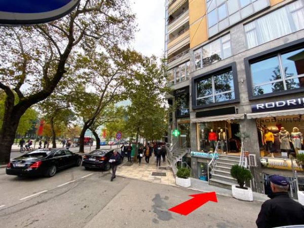 Toptani OKAZION!!! Shes dyqan 349.000 Euro (Kati 0, 41 m² George W Bush)