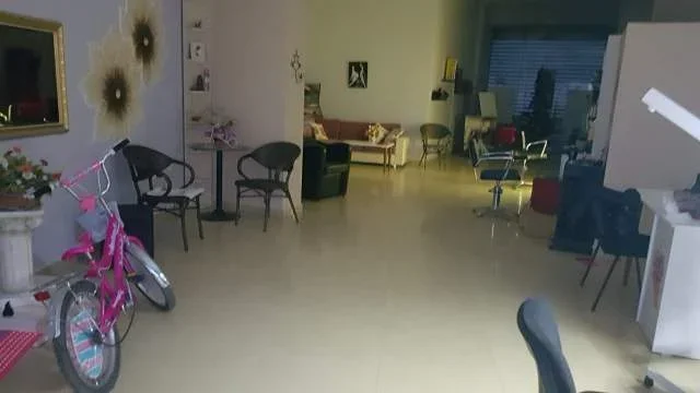 Tirane, jap me qera dyqan Kati 1, 105 m² Unaza e Re nga rrotondo e dyte)