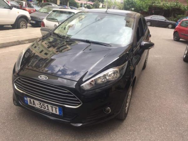 Tirane, jap me qera makine Ford Viti 2019, 15 Euro