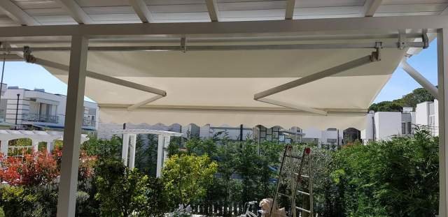 Durres, ofrojme Tenda Dielli ,Tenda Kamioni, Tenda Pergola Printime ne Baner dhe Adeziv