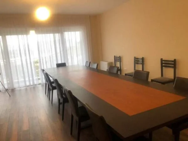 Tirane, shes Vile 5+1+A+BLK Kati 3, 300 m² 1.800 Euro/m2 (Liqeni Farkes)