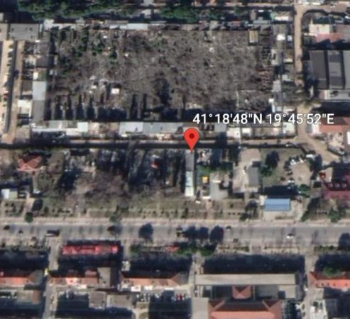 Tirane, shitet magazine Kati 1, 300 m² 170.000 Euro (Rr. Llazi Miho)