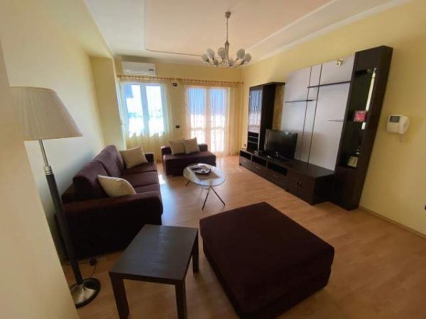Durres, jepet me qera apartament 2+1+A+BLK Kati 9, 100 m² 450 Euro (BASHKIA,DURRES)