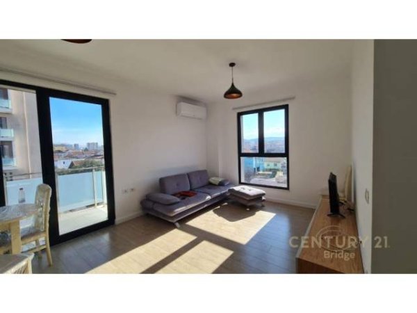 Tirane, jepet me qera apartament 3+1+BLK Kati 2, 115 m² 480 Euro