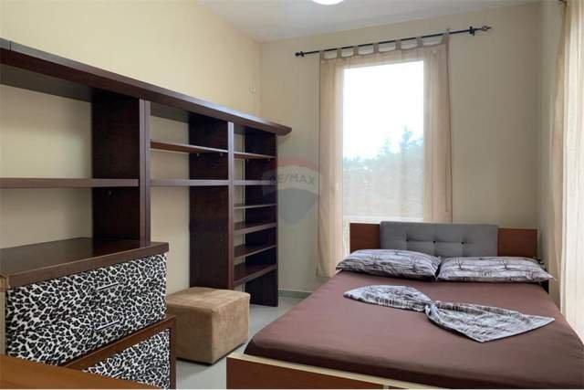 Tirane, jap me qera apartament 2+1 130 m² 800 Euro (liqeni i thate)
