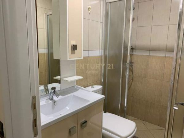 Tirane, jepet me qera apartament 2+1+BLK Kati 2, 102 m² 500 Euro (Kopshti Botanik)