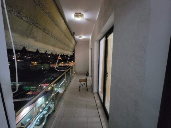 Tirane, jepet me qera apartament 2+1+BLK Kati 7, 103 m² 350 Euro (Besim Alla)