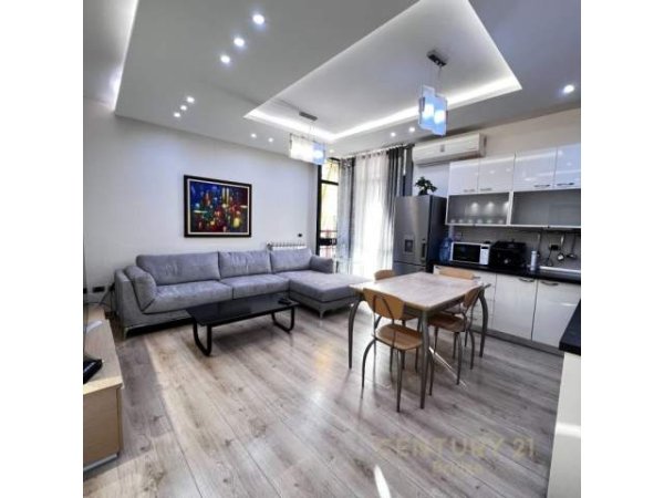 Tirane, jepet me qera apartament 2+1+A+BLK Kati 4, 109 m² 1.000 Euro (Liqeni Artificial)